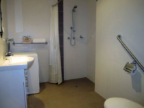 Clydesdale Cottage B&B - Tourism Adelaide 6