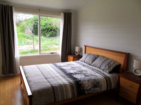 Elvenhome Farm Cottage - Tourism Adelaide 3