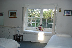 Explorers Lodge B & B - Tourism Adelaide 0