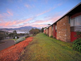 Montagu Bay TAS Tourism Adelaide