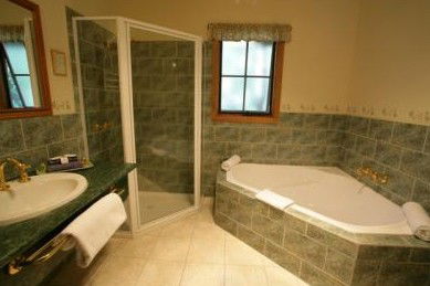 Cradle Chalet Boutique Luxury Lodge - Tourism Adelaide 2