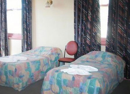 Formby Hotel - Tourism Adelaide 1