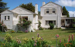 Explorers Lodge B & B - Tourism Adelaide 1