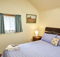 Bristol House Accommodation - Tourism Adelaide