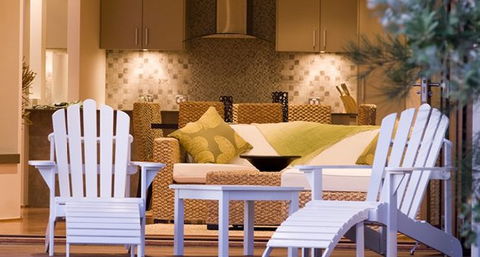 Lochani At The Beach - Tourism Adelaide 0