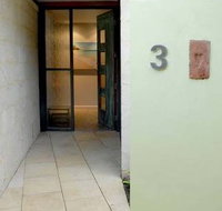 By the Beach B and B Holiday Apartments - Tourism Adelaide