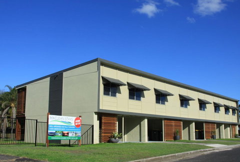 Maclean Stays - Tourism Adelaide 0