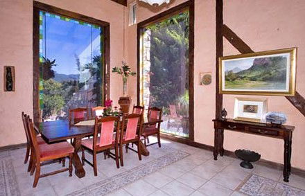 Castle On The Hill Bed And Breakfast - Tourism Adelaide 0