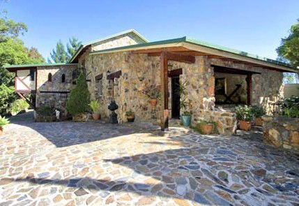 Castle On The Hill Bed And Breakfast - Tourism Adelaide 3