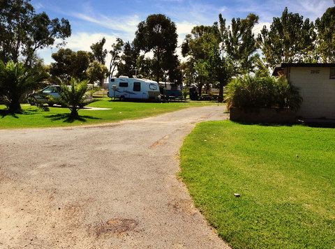 Curlwaa Caravan Park - Tourism Adelaide 1