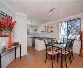 Magnus Street Treetops - Tourism Adelaide 0