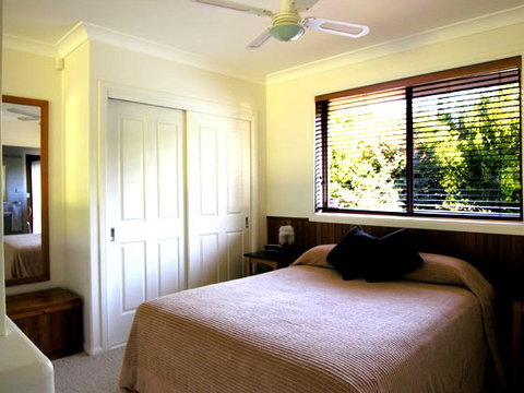 Mescals At Pampoolah Bed And Breakfast - Tourism Adelaide 0