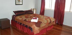 Artisans ...on The Hill Bed And Breakfast - Tourism Adelaide 0