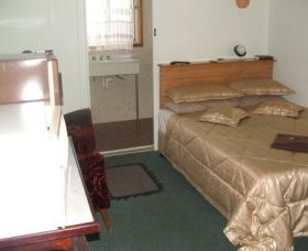 Chatham Motel - Tourism Adelaide 1