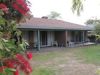 Murray Lodge Holiday Units - Tourism Adelaide 0