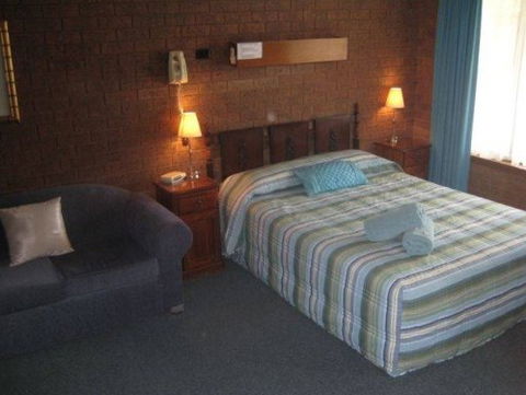 Greenacres Motel - Tourism Adelaide 1