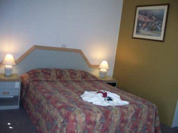 Holbrook Settlers Motel - Tourism Adelaide 2