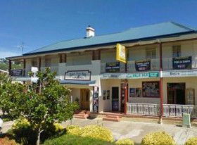 Apsley Arms Hotel - Tourism Adelaide 0