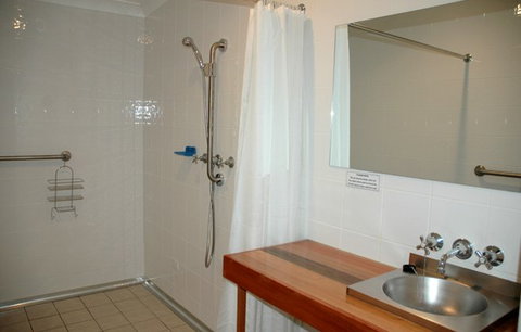 Carrs Hunter Valley Macadamia Farm Guest House - Tourism Adelaide 3