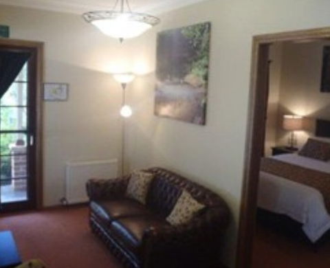 Birches Bed And Breakfast Blackheath - Tourism Adelaide 3