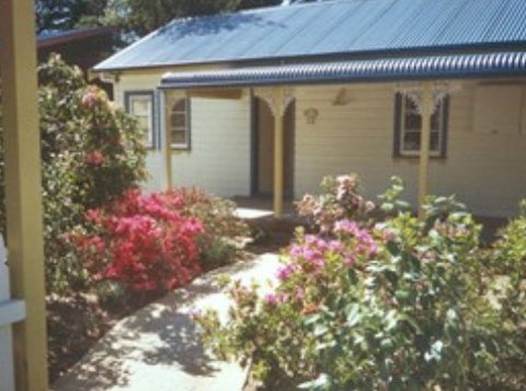 AppleBlossom Cottage - Tourism Adelaide 0