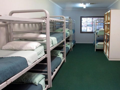 Cables Lodge Accommodation - Tourism Adelaide 5