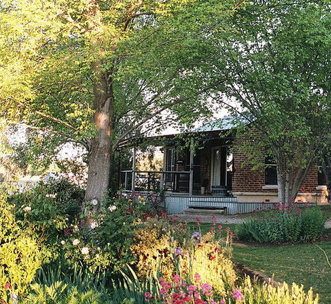 Amazing Country Escapes - Evanslea By The River - Tourism Adelaide 0