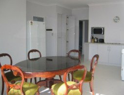 Olas Holiday House - Tourism Adelaide 0