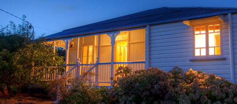 Apple Blossom Cottage - Tourism Adelaide 3