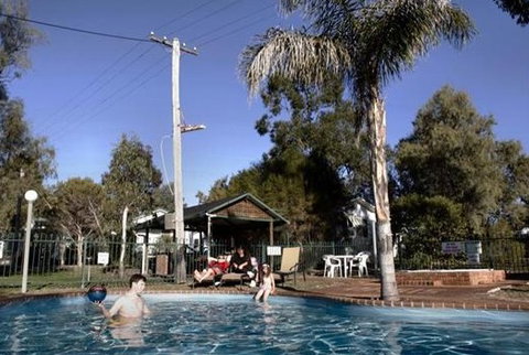 Kahlers Oasis Caravan Park - Tourism Adelaide 1
