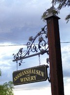 Hope Cottage Country Retreat At Assmanshausen Winery - Tourism Adelaide 3