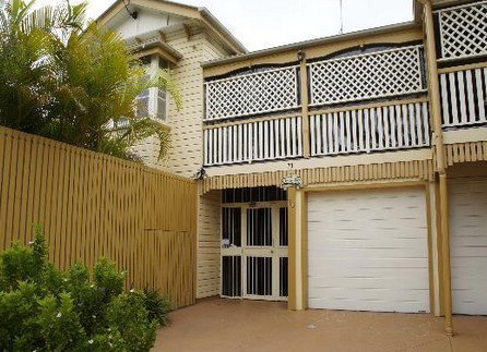 Cream Gables Bed And Breakfast - Tourism Adelaide 3