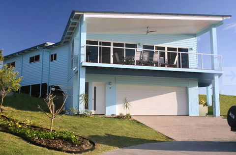 Blue Ocean View Beach House - Tourism Adelaide 4