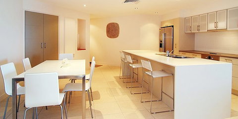 Coral Cove Apartments - Tourism Adelaide 1