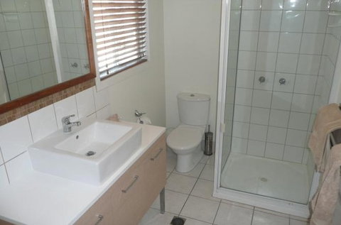 Beachside Holiday Units - Tourism Adelaide 2