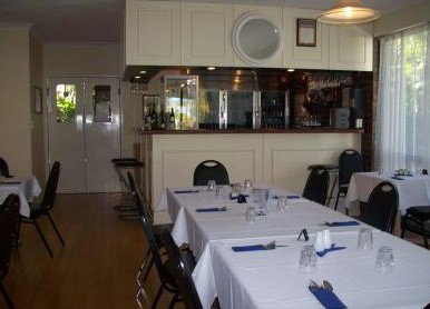 Centenary Motor Inn - Tourism Adelaide 4
