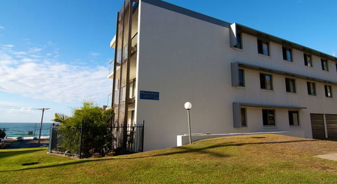 Merrima Court Holidays - Tourism Adelaide 7