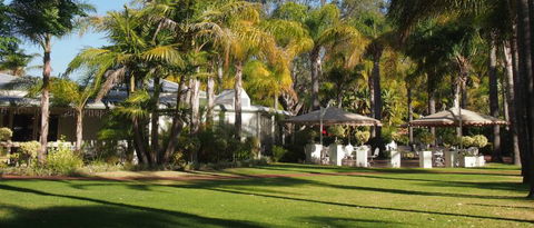 Swan Valley Oasis Resort - Tourism Adelaide 3