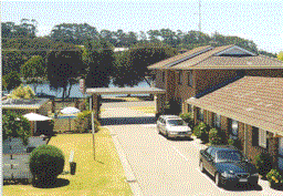 Hybiscus Lodge Motel  Holiday Apartments - Tourism Adelaide