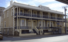 Glenelg Beach Hostel - Tourism Adelaide