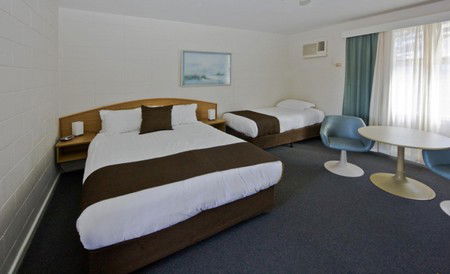 Best Western Hospitality Inn Geraldton - Tourism Adelaide 1