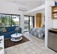 Julians Apartments - Tourism Adelaide
