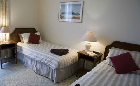 Hillsview Tourist Apartments - Tourism Adelaide 0