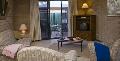 Hillsview Tourist Apartments - Tourism Adelaide 2