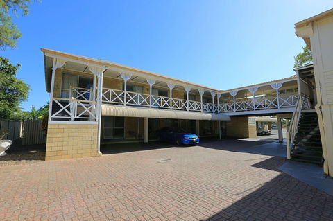 Alexandra Park Motor Inn - Tourism Adelaide 1