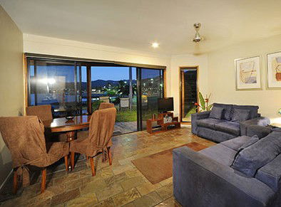 Airlie Waterfront Bed And Breakfast - Tourism Adelaide 4
