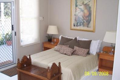 Bateau Bay Beachfront Luxury Accomodation - Tourism Adelaide 4