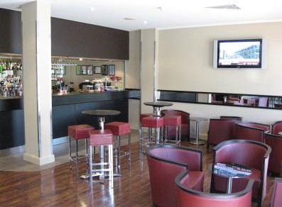 Travelodge Newcastle City - Tourism Adelaide 5