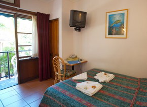 Manly Lodge Boutique Hotel - Tourism Adelaide 4