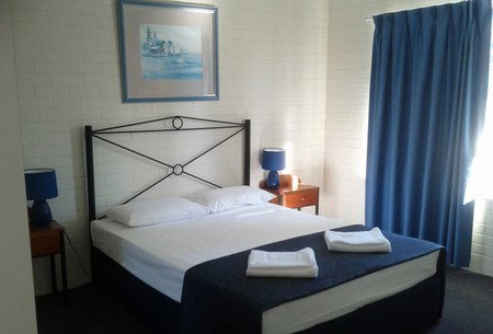 Broadbeach Central Holiday Units - Tourism Adelaide 1